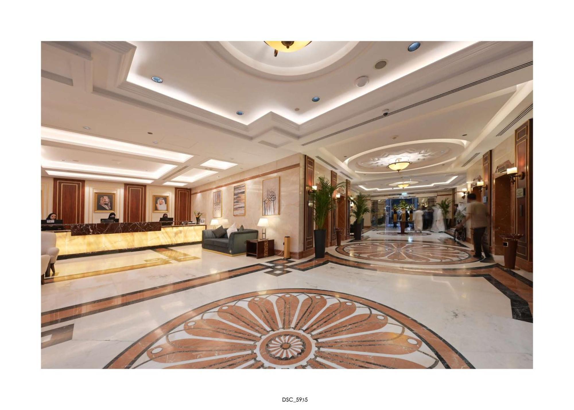 Emaar Royal Hotel Medina Esterno foto Lobby